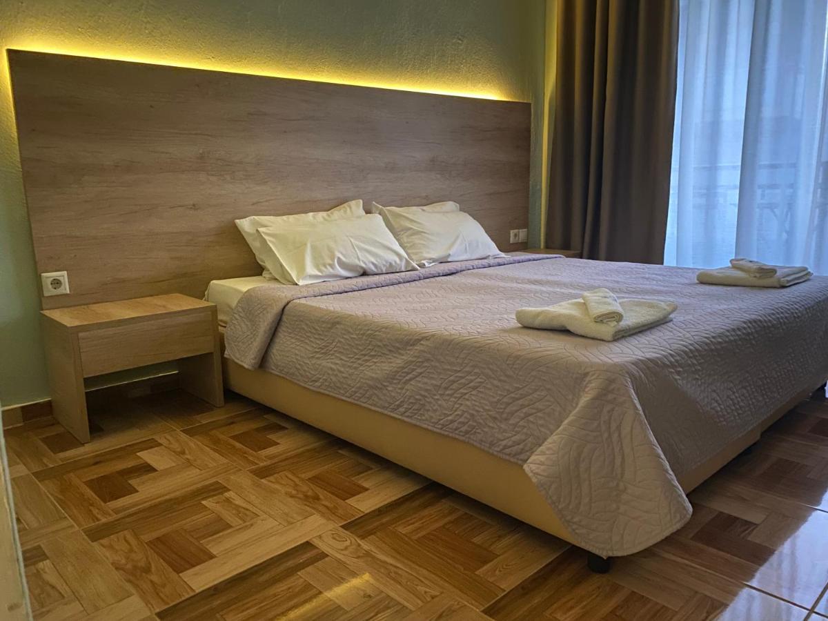 Moudania Mare Hotel 尼亚·蒙达尼亚 外观 照片
